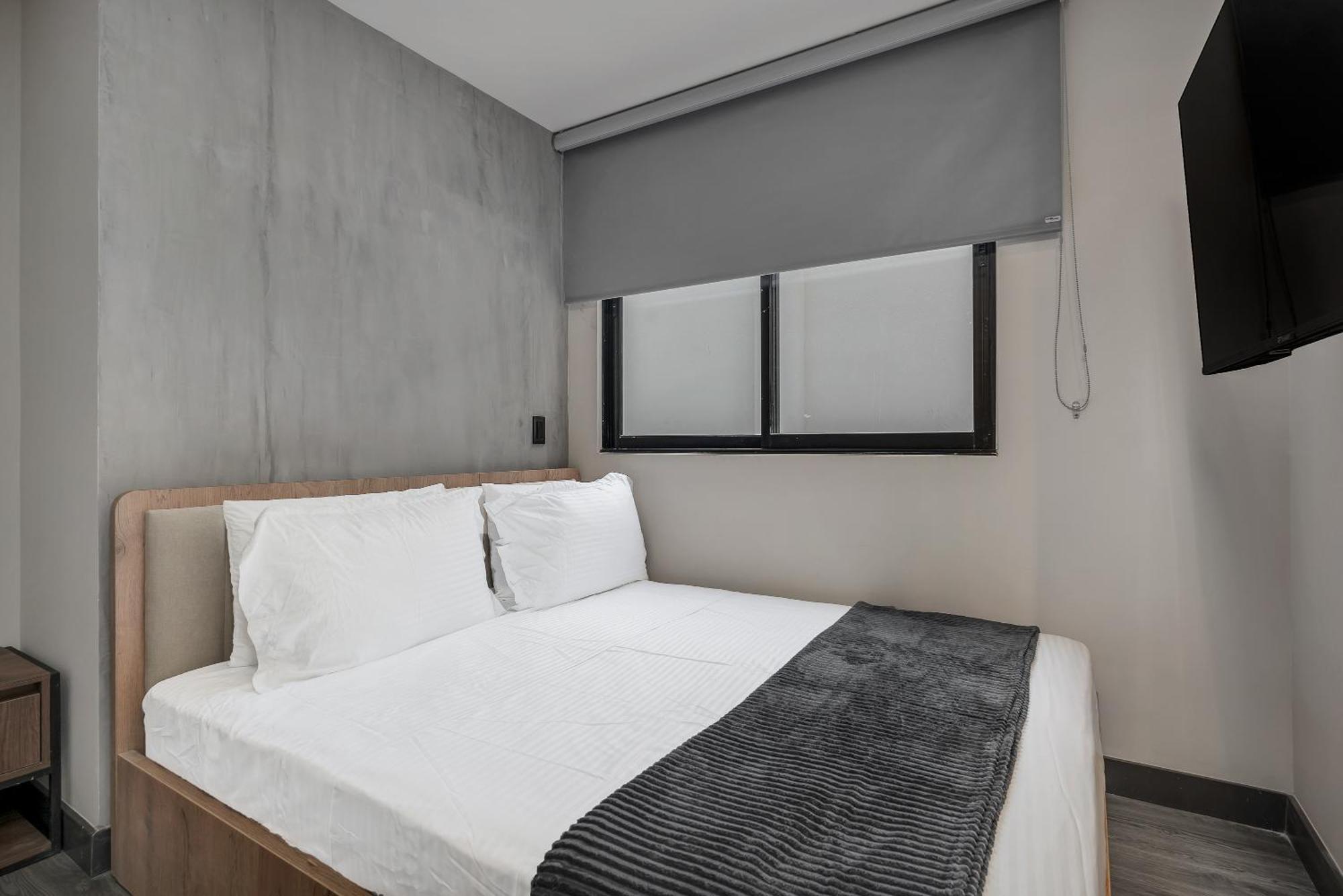 Aparthotel Housy Laureles *