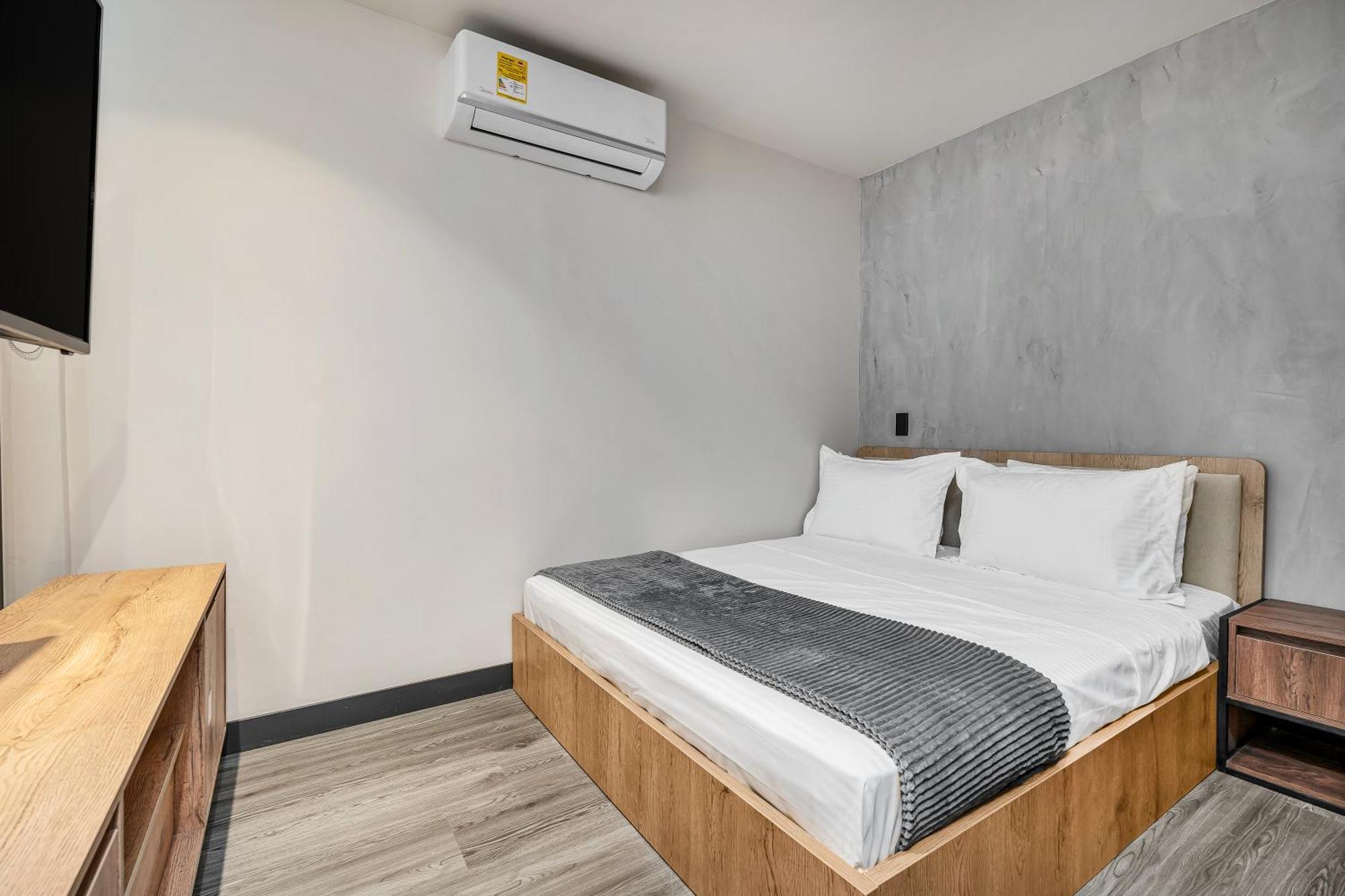 Housy Laureles Aparthotel